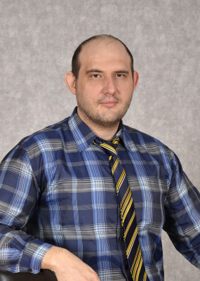 Николаев Олег Юрьевич Николаев Олег Юрьевич